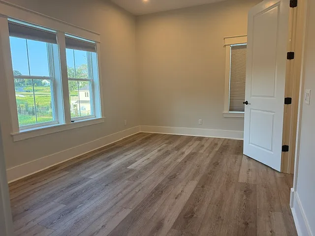 2351 Maple Leaf Way — Photo 3