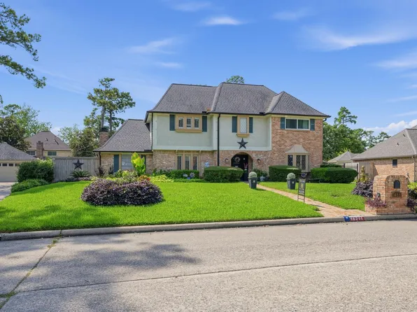 16211 N Greenfield Dr, Spring, TX 77379