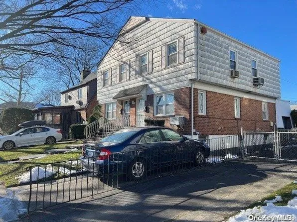 195-09 48th Avenue, Flushing, NY 11365