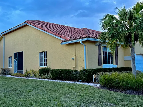 6510 Oxford Cir #101 Photo 1