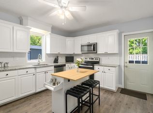 147 Oak St, Abington, MA 02351