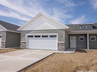 6625 Shoreside Ct SE, Grand Rapids, MI 49548