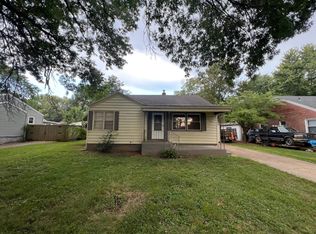 1627 S Fairway Ave, Springfield, MO 65804