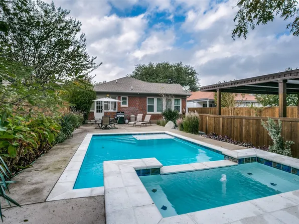 6210 Victor St, Dallas, TX 75214