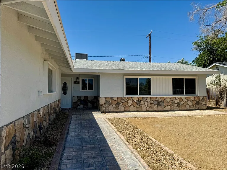 4012 Via Vaquero Ave — Photo 2