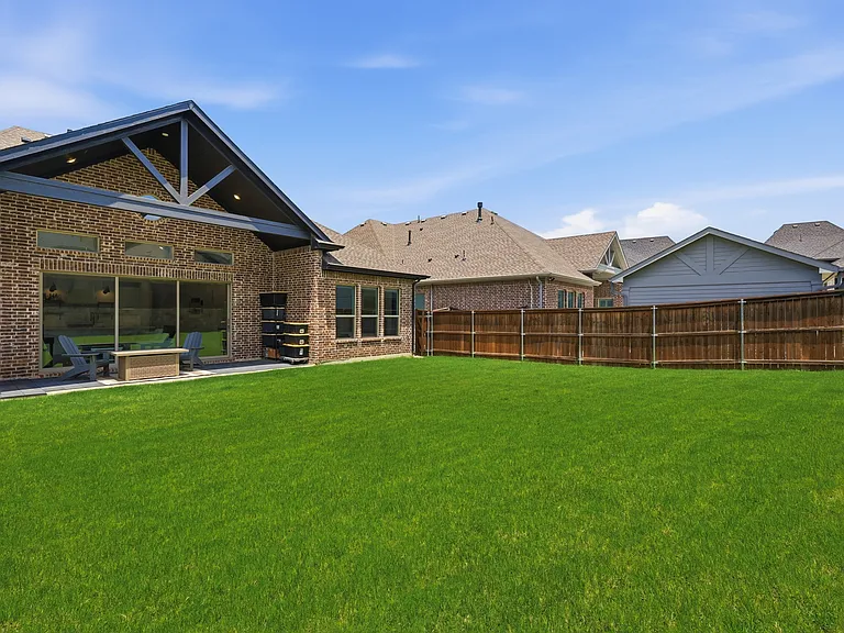 4728 Brockwell Dr — Photo 24