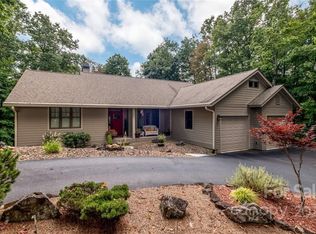 144 Uwaga Ct, Brevard, NC 28712