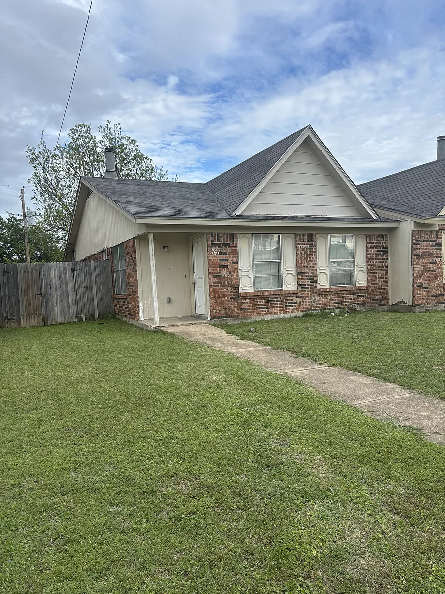 Building Photo - 7471 Tiffany Meadows Ln #1