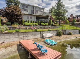 19615 1st Pl SW, Seattle, WA 98166