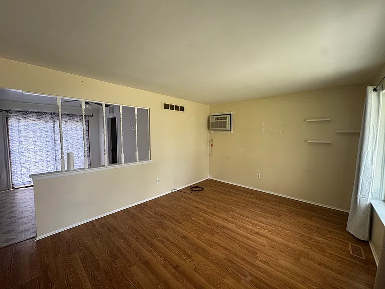 11551 Metter Ave — Photo 19