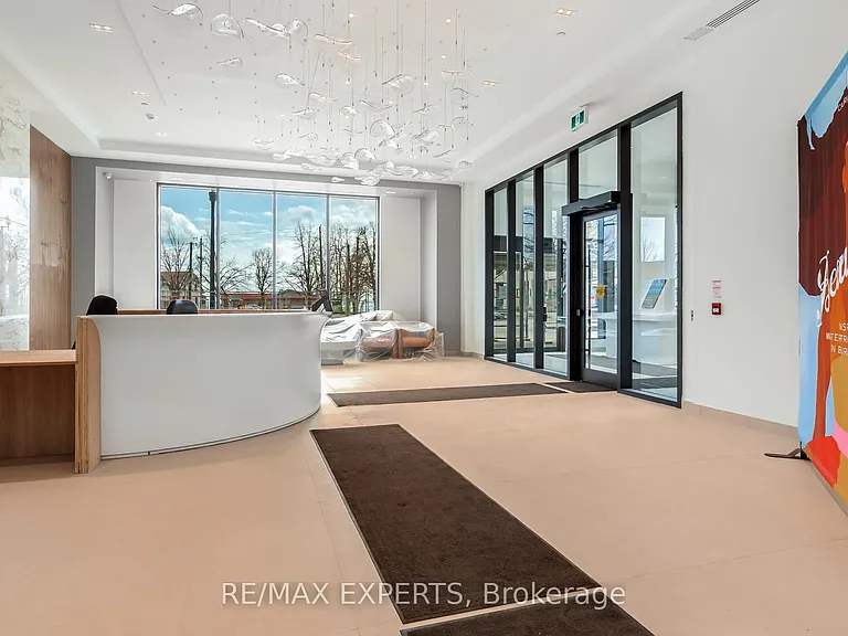 2075 Lakeshore Rd #910 — Photo 4