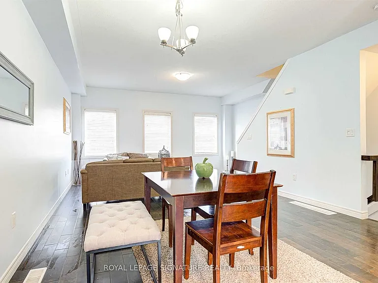 16 Whitehaven Ln #UPPER — Photo 12
