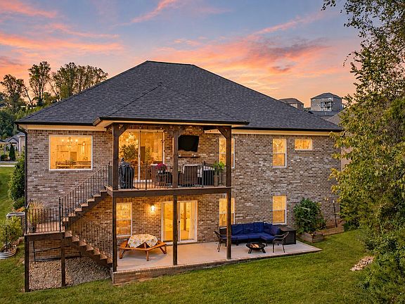 4th image of 59 Alden Ln