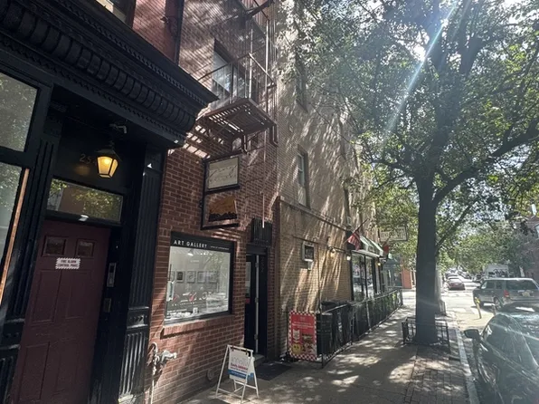 254 1st St APT 1, Hoboken, NJ 07030