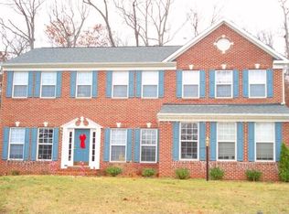 10910 Park Ridge Rd, Fredericksburg, VA 22408