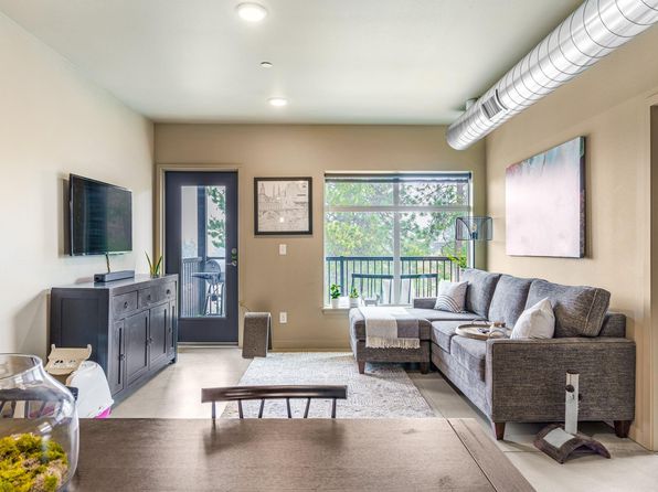 712 S Scott St APT 2