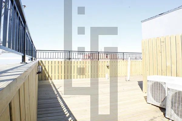 Rented by Loom Group | media 26