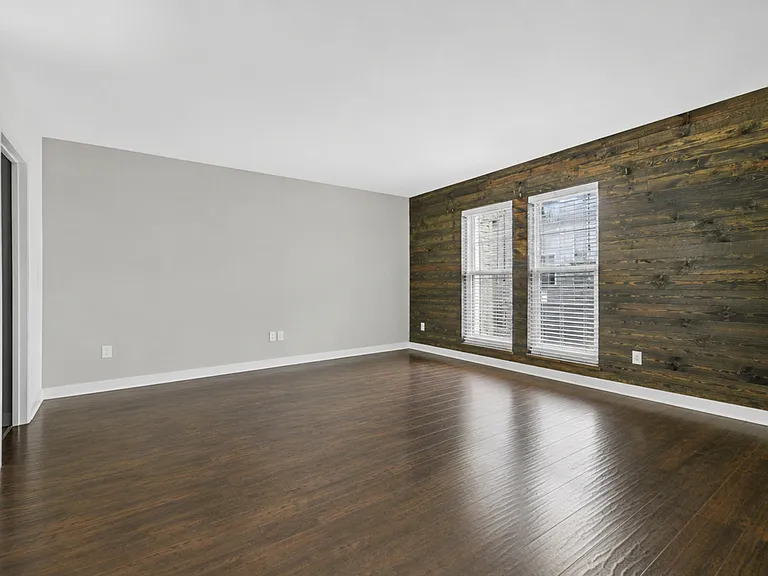356 Ogden Falls Blvd #356 — Photo 4