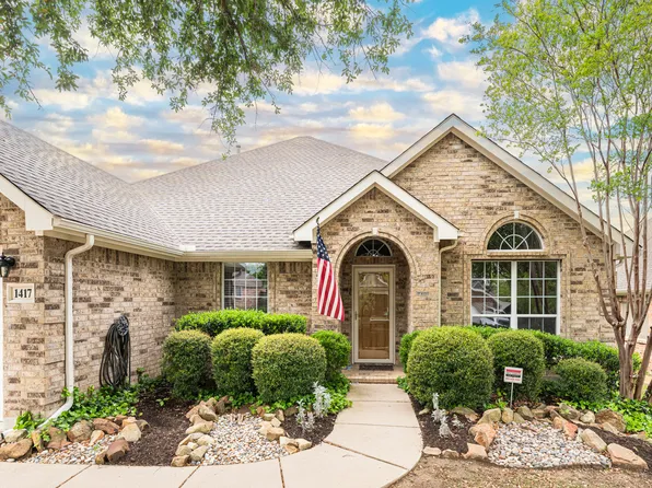 1417 Lowes Farm Pkwy, Mansfield, TX 76063