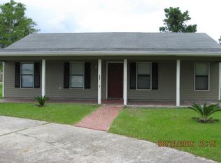 629 Green Meadow Rd, Bay Saint Louis, MS 39520