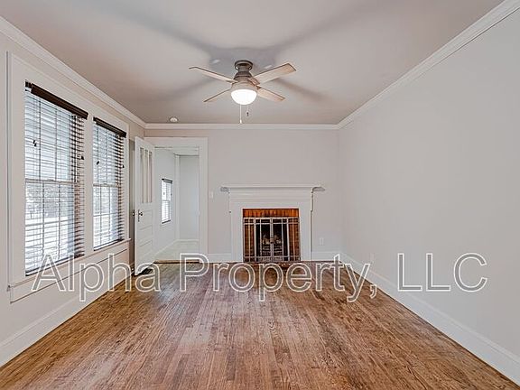 3rd image of 20 Eastview Dr