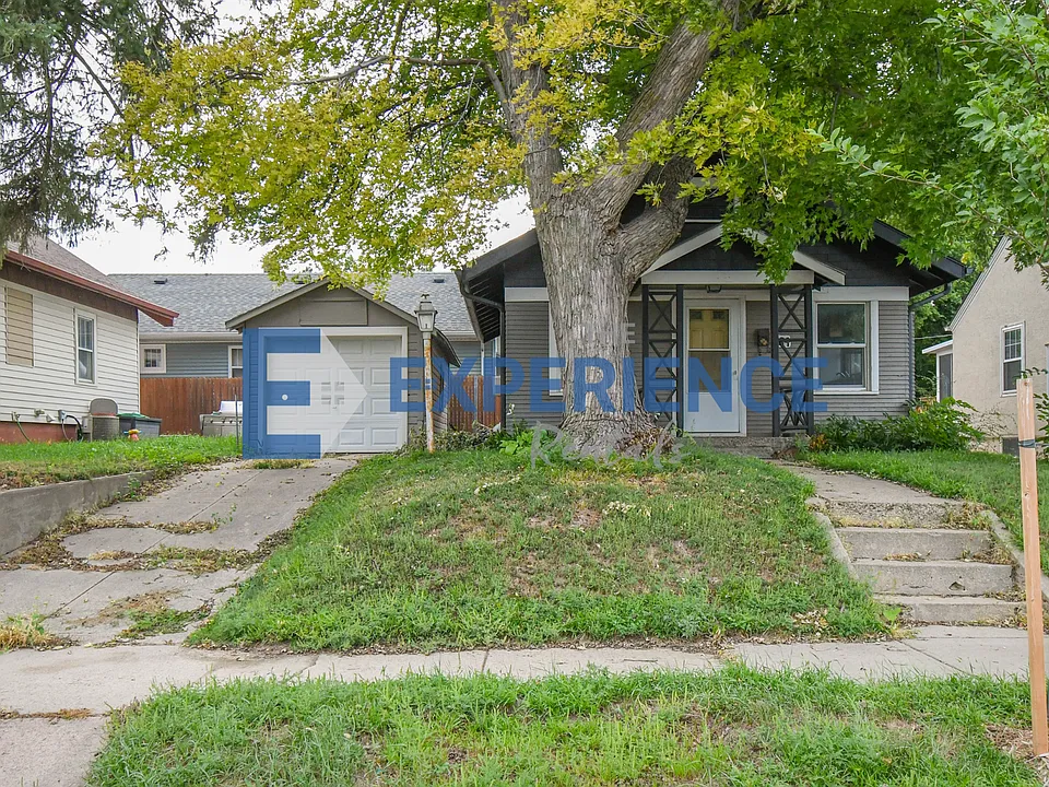 334 N Covell Ave