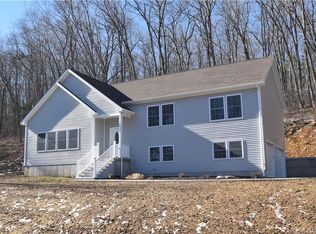 115 Polster Rd, Willington, CT 06279