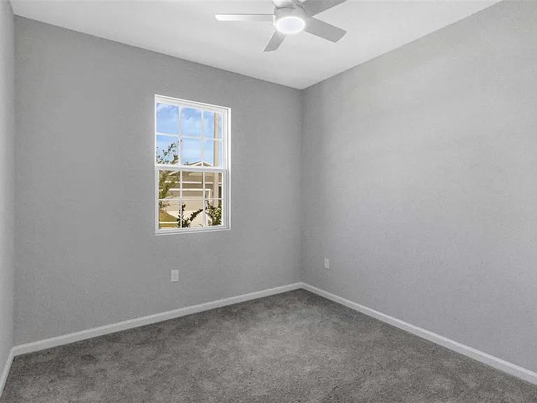 819 Ballantyne Dr — Photo 10