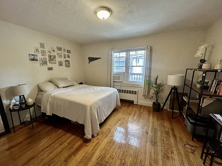 23 Heath St #1 — Photo 4