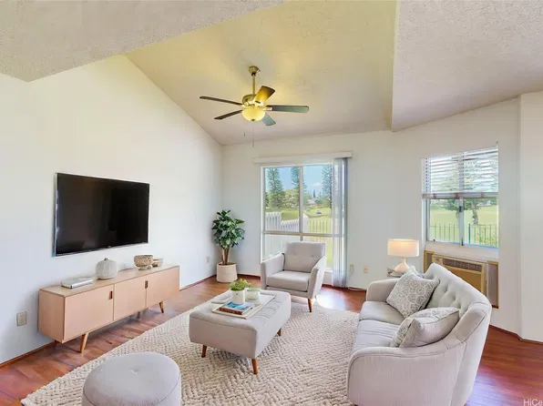 94-824 Lumiauau St APT Y103, Waipahu, HI 96797