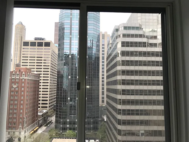 211 E Ohio St #1608 — Photo 3