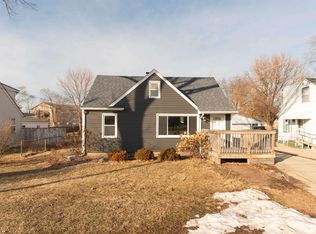 938 E Riverside Blvd, Loves Park, IL 61111