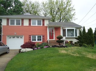 3 Center Cir, Woodbridge, NJ
