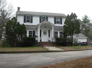 670 Knotty Oak Rd, Coventry, RI 02816