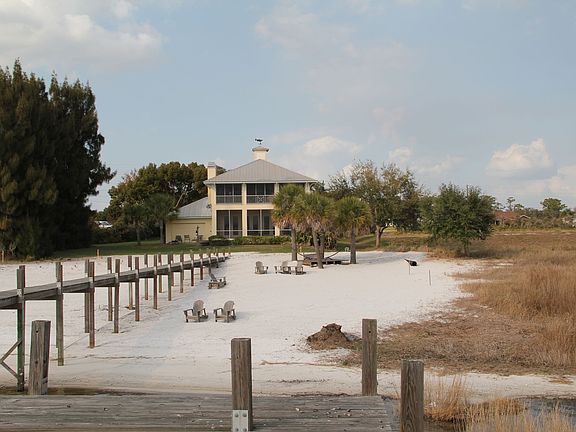 2nd image of 502 Crooked Lake Dr N