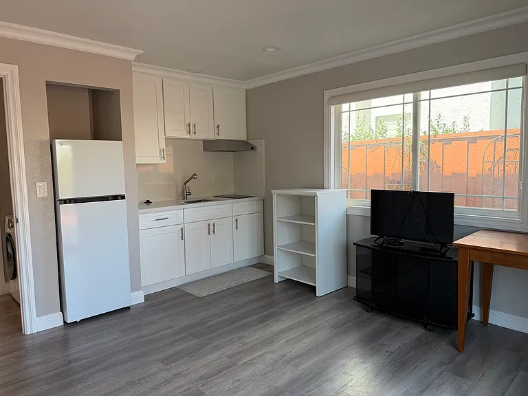 739 Hibernia Way — Photo 6