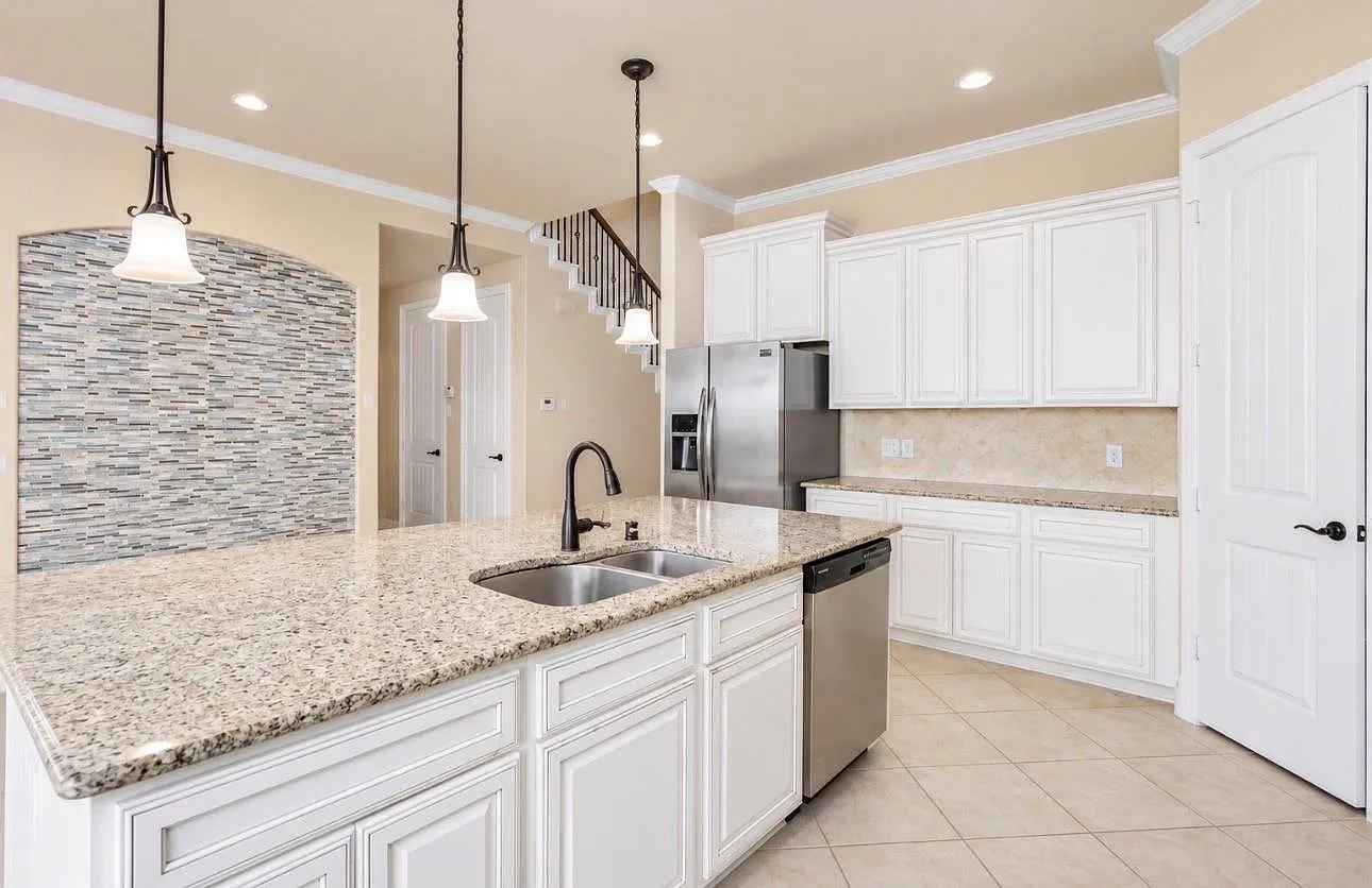 4 bed, 3.5 bath, 3365 sqft, $3,500 — Photo 4