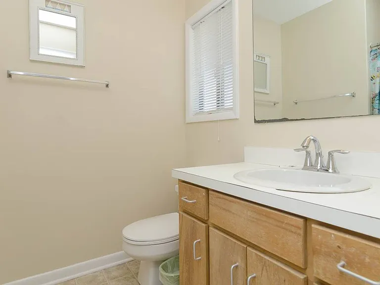 13 E Henderson St #1 — Photo 19