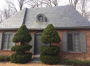 1136 Questover Cir, Indianapolis, IN 46228