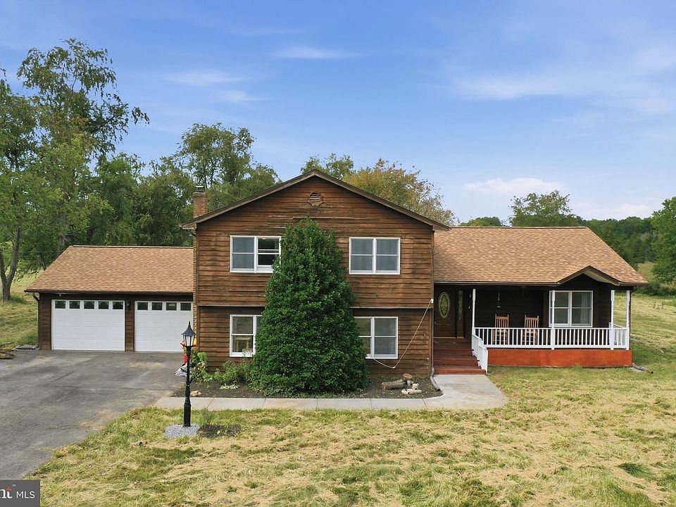 1st image of 598 White Oaks Dr