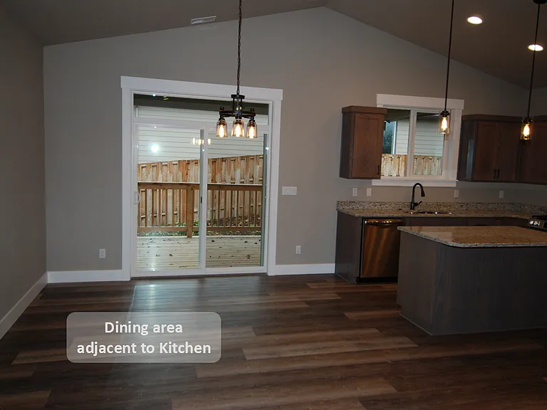 255 NW Douglas St — Photo 27
