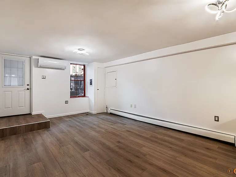 268 Bainbridge St #GARDEN — Photo 1