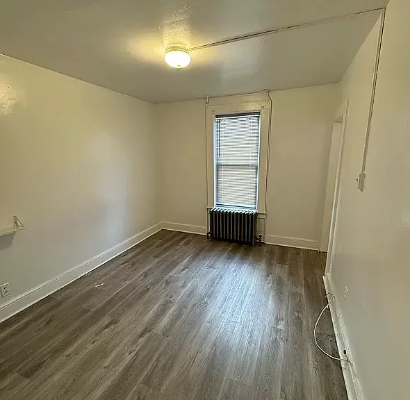 128 Main St #1 — Photo 4