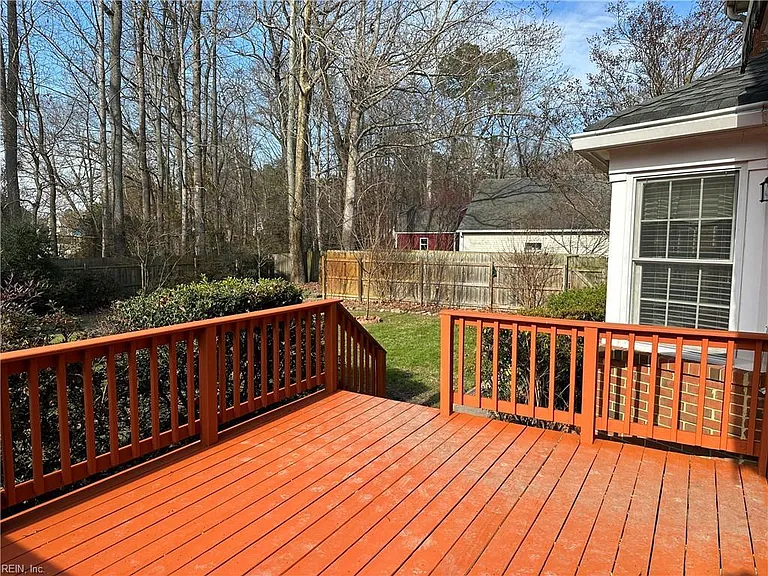 1704 Eagle Hill Dr — Photo 43