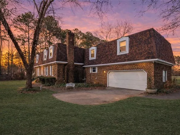 3132 Benefit Rd, Chesapeake, VA 23322