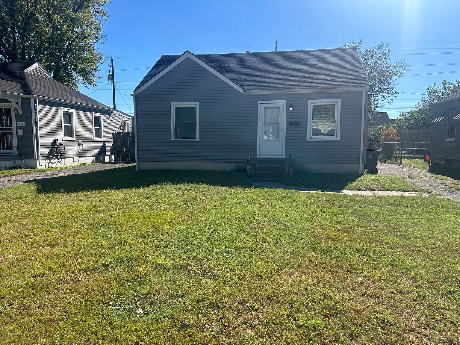 2 bed, 1044 sqft, $950 — Photo 1