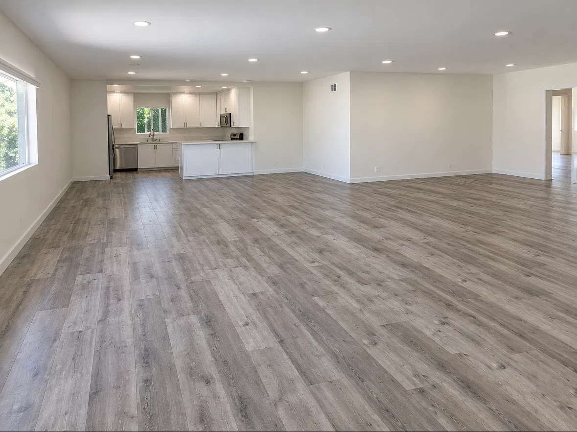 3 bed, $4,250 — Photo 2