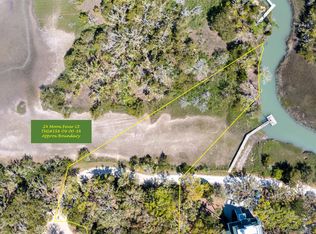 24 Moon Fever Ct, Edisto Island, SC 29438