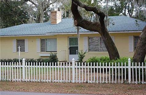 1st image of 1501 Moss Ave