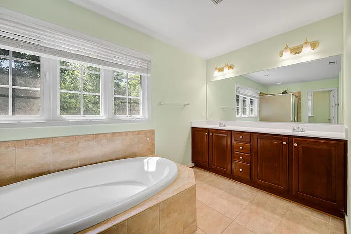 6307 Culbreth Ct — Photo 36